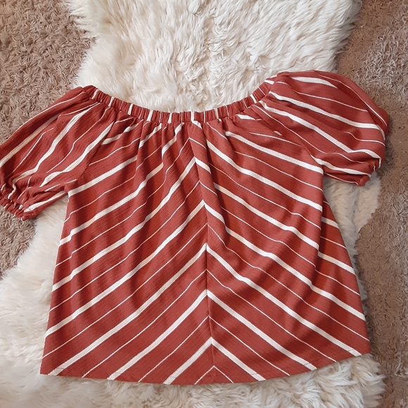 SOLD Anthropologie Off The Shoulder Top - Picture 3 of 5